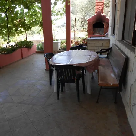 Lejlighed With Parking Space Poljana, Ugljan - 8473
