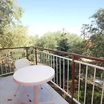 With Parking Space Poljana, Ugljan - 8473 Apartman *